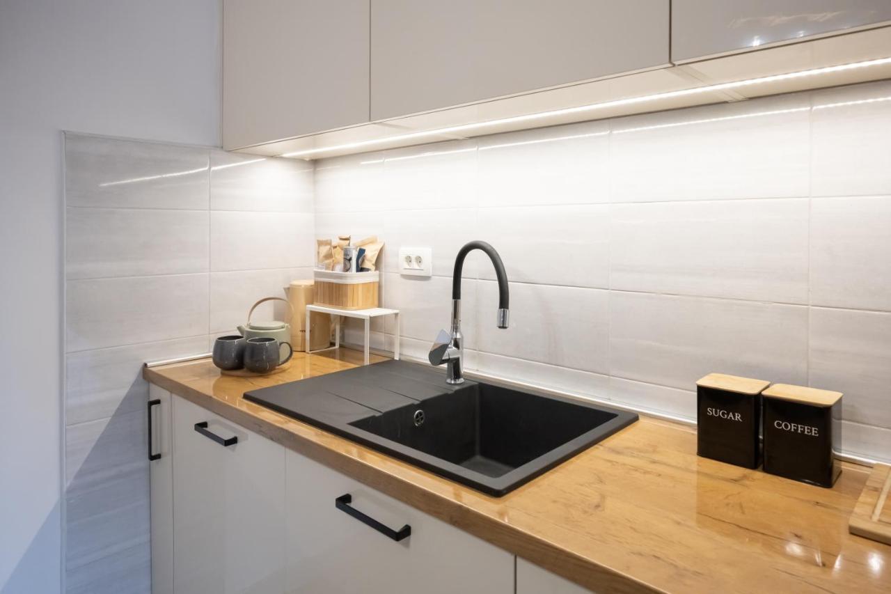 שיבניק Hedonist Apartment מראה חיצוני תמונה