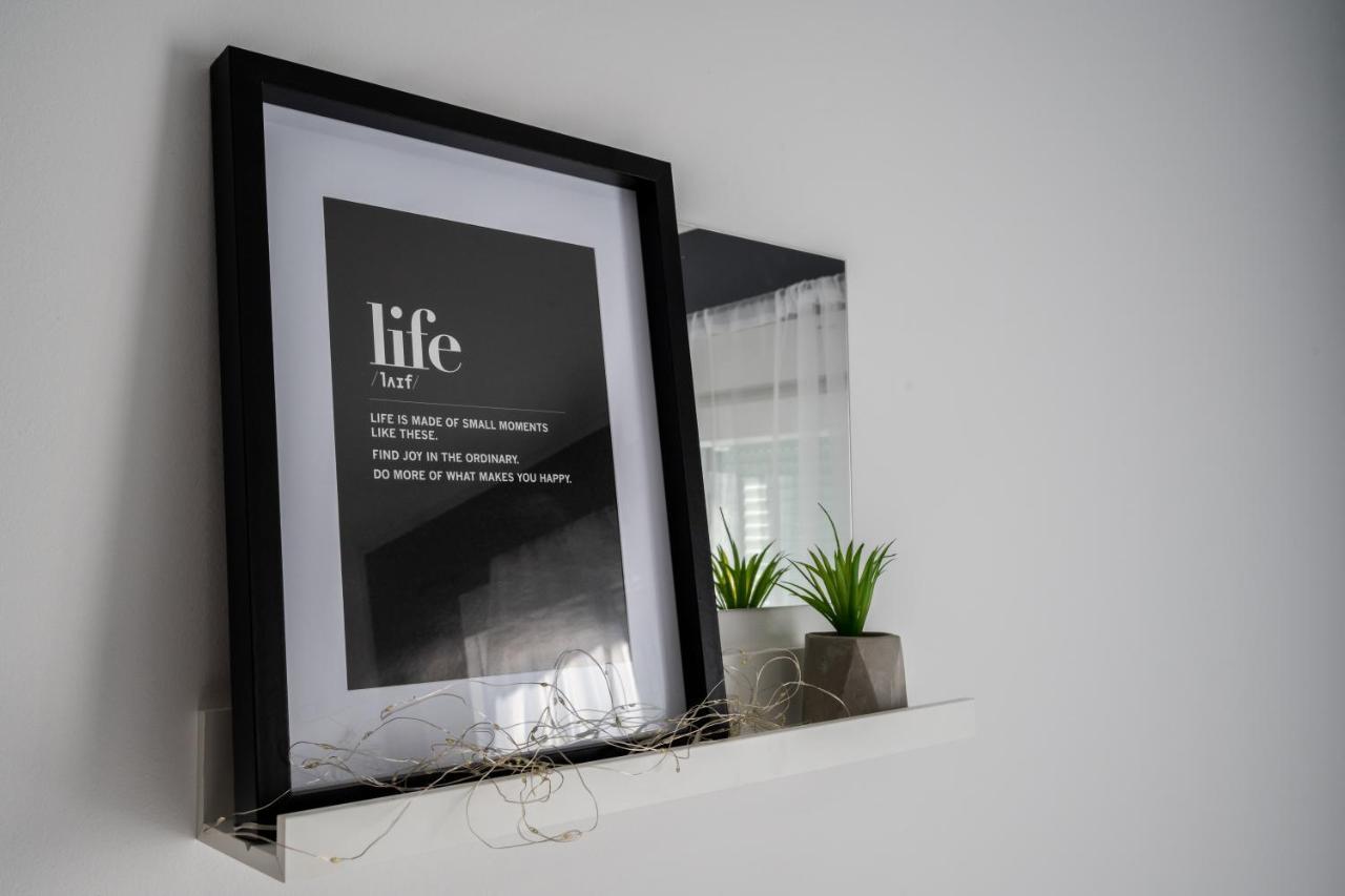 שיבניק Hedonist Apartment מראה חיצוני תמונה