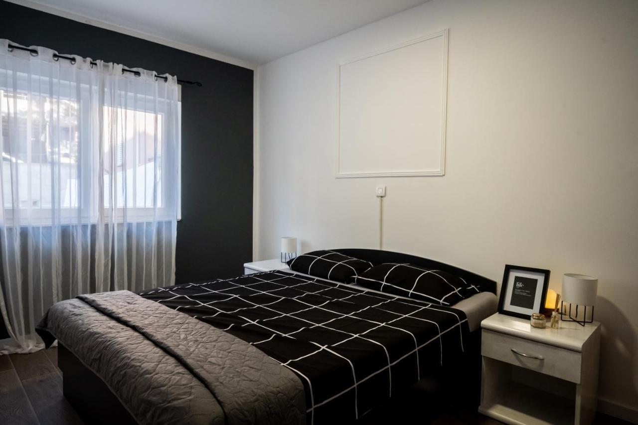 שיבניק Hedonist Apartment מראה חיצוני תמונה