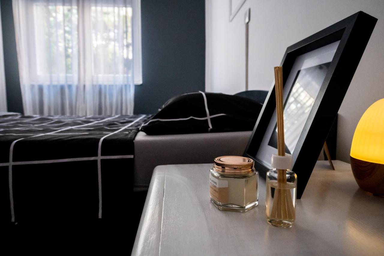 שיבניק Hedonist Apartment מראה חיצוני תמונה