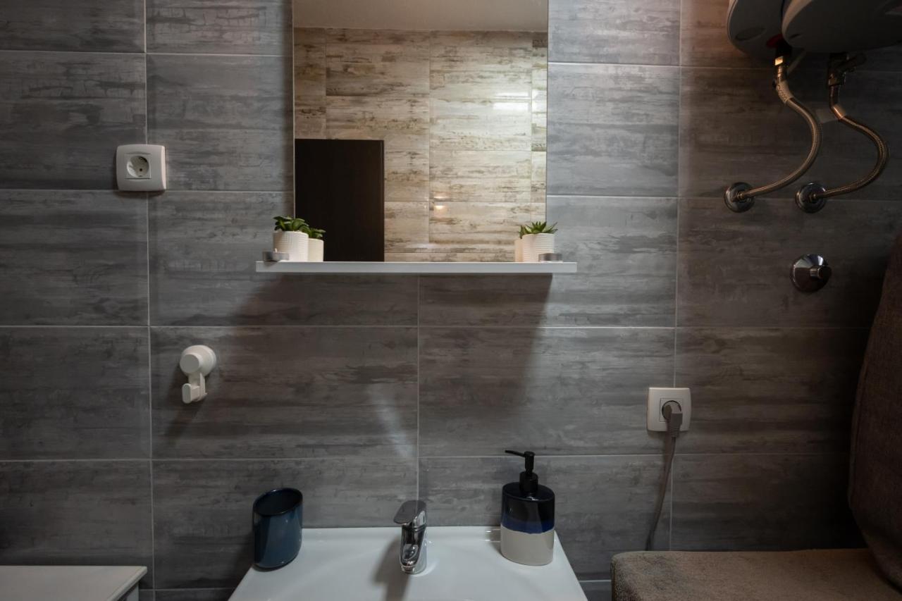 שיבניק Hedonist Apartment מראה חיצוני תמונה